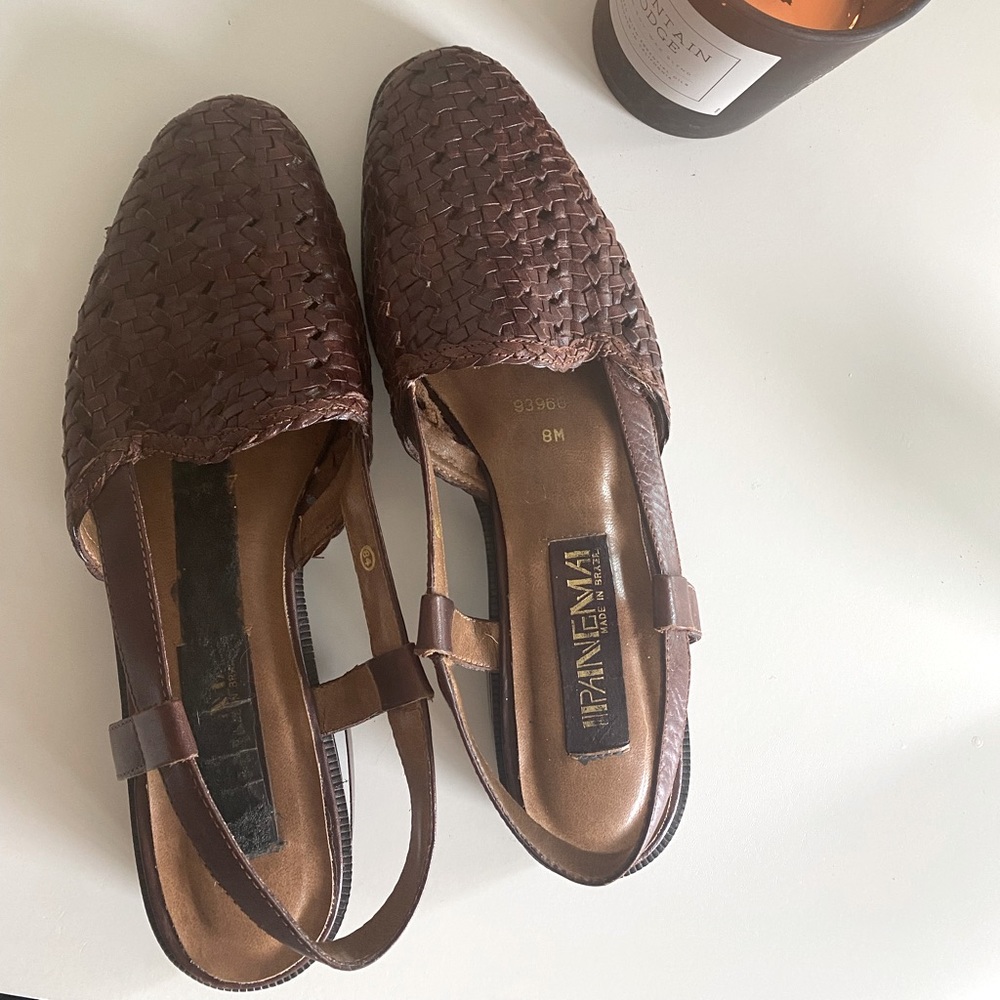 Vintage brown sandals